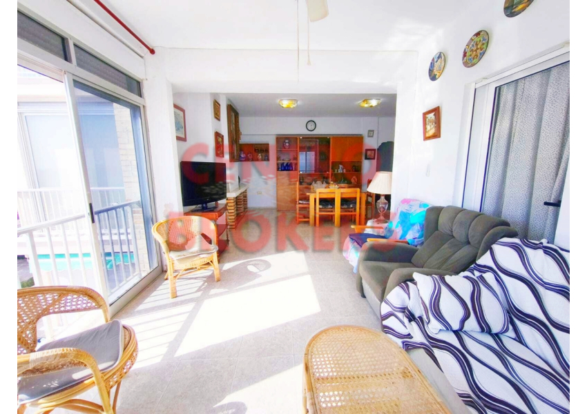 Bardzo duży apartament z basenem z widokiem na morze w Cullera